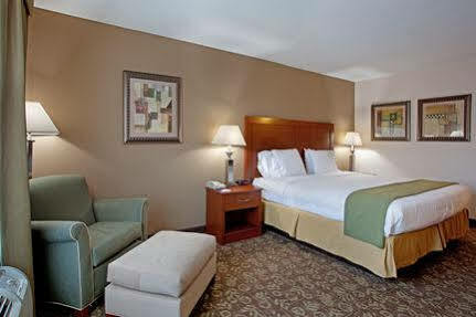 Express By Ihg Hotel Chapel Hill